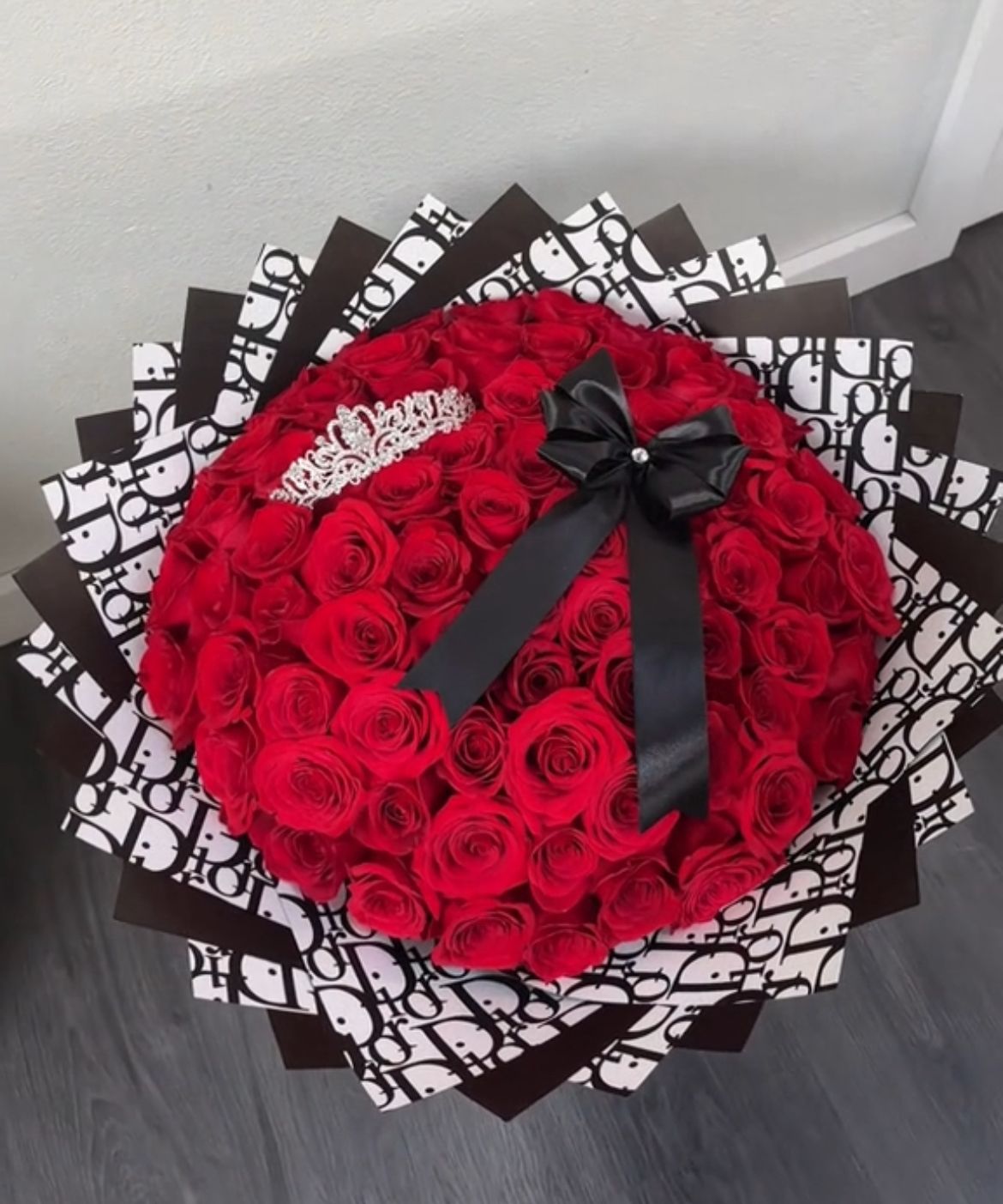 Luxury Red Rose Bouquet (25-100 Roses)–Same Day Delivery Wellington FL-Christian Dior Style