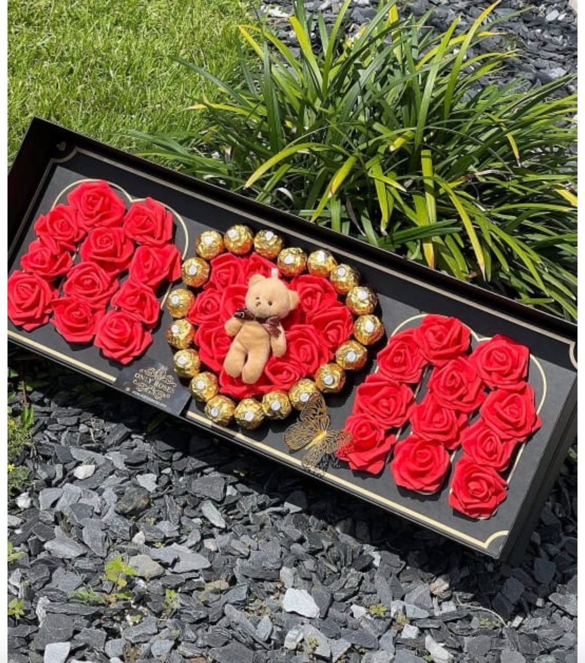 MOM box with Red foam roses & Ferrero Rocher | Mother's Day Gif